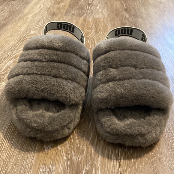 UGG Fluff Yeah Slipper Slides - Picture 2 of 8